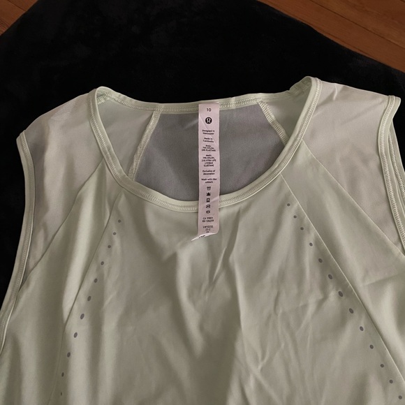 Lululemon Sculpt Cropped Tank Top - Picture 6 of 9